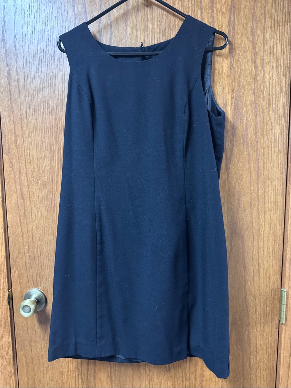Sag Harbor Black Sleeveless Shift Dress